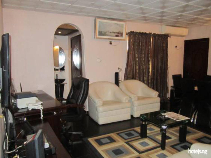 Bedroom 2, SUNVIEW HOTEL, Akure North