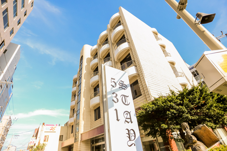 Exterior & Views 2, Renaissance Hotel - Hostel, Jeju