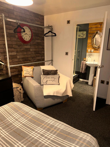 Bedroom 2, Shropshire Guesthouse, Shropshire