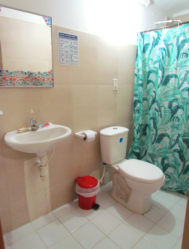 Bathroom 4, Hotel Gold Fenix, Tunja