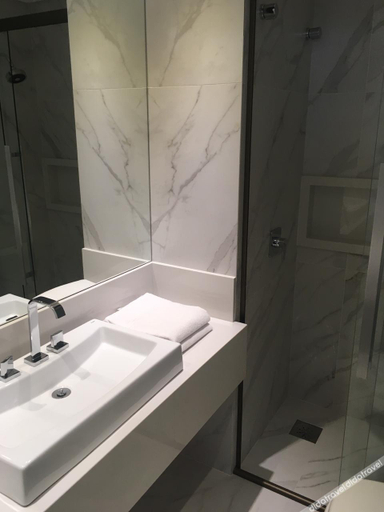 Bathroom 4, Apartamento completo no Brava Hotel, Florianopolis