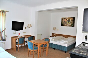 Others 5, Hotel Alsterquelle, Segeberg