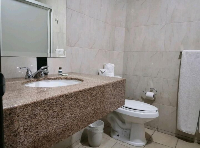 Bathroom 4, Hotel Pabela, Ocotlán