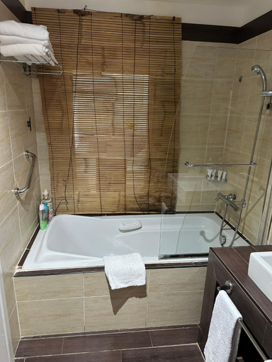 Bathroom 2, Domina Coral Bay Suite Elisir, Sharm el-Sheikh