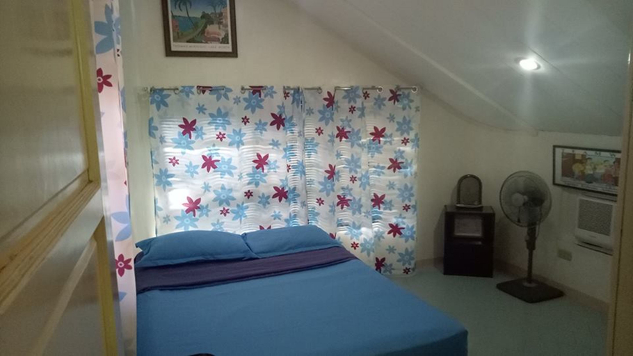 Bedroom 2, Anciano Beach House, Calatagan