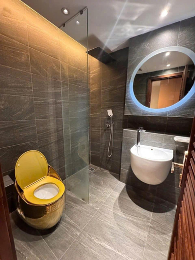 Bathroom 3, Vinhomes Dcapital Byscore Apartment, Cầu Giấy