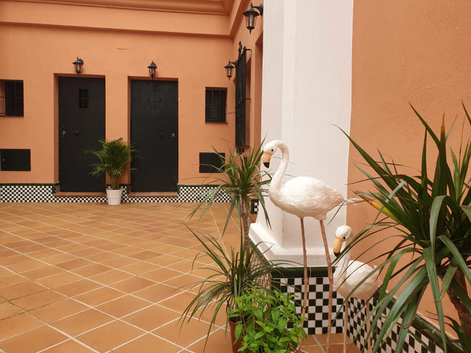 Exterior & Views, Hostal Flamingo, Huelva