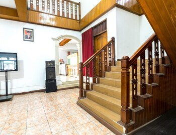 Others 4, OYO 1421 Kasmaran Guest House Syariah, Jakarta Timur