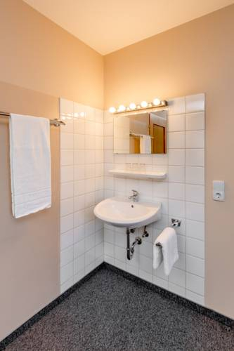 Others 2, Hotel Parsberg, Fürstenfeldbruck