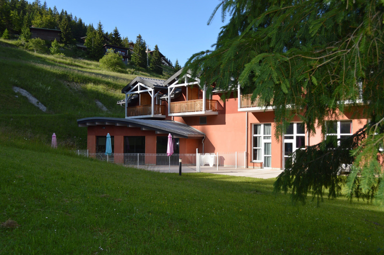 Primary image