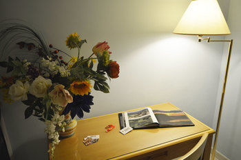 Others 4, Hotel Bristol, Enna