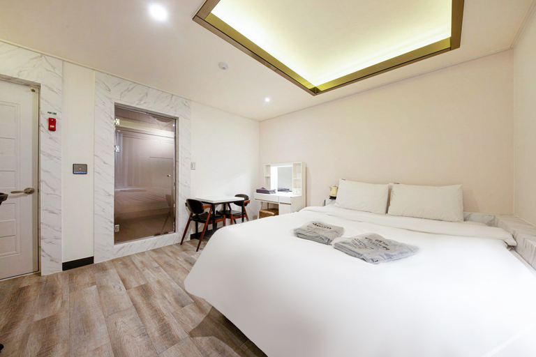 Bedroom 2, Daegu Seongseo Hotel the Stay Romantic, Dalseong