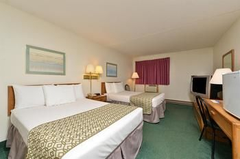 Others 3, Americas Best Value Inn, Pipestone