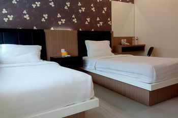 Others 2, Grand Pacifik Hotel, Makassar