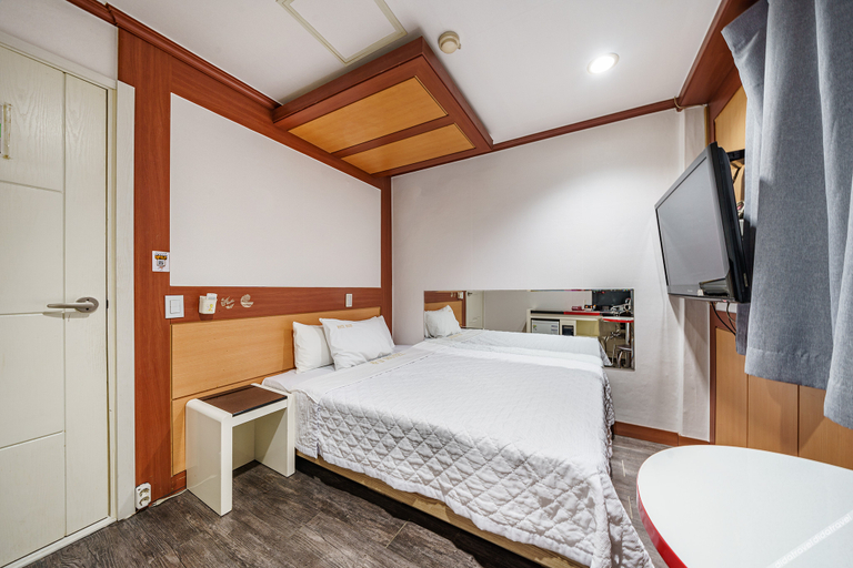 Bedroom 5, Sangbong M, Jungnang
