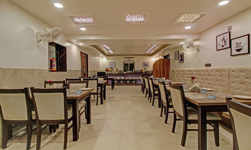 Food & Drinks 4, Hotel Saish, Ahmadnagar