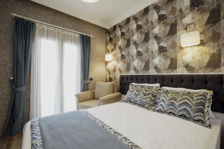 Others 5, Capa Butik Otel, Urla