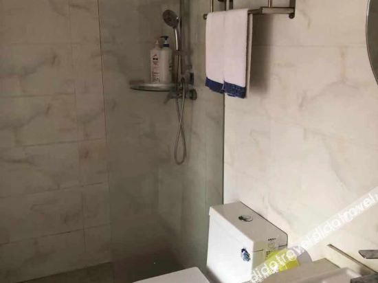 Others 3, Shiyinglangmangjiuding, Shenzhen