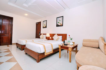 Others 2, Tan Hoang Long Hotel District 5