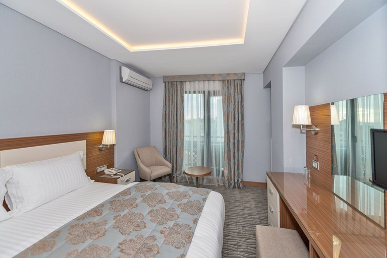 Bedroom 4, Floransa City Hotel, Fatih