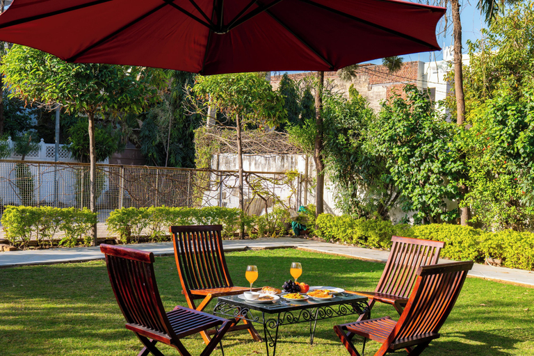 Outdoor dining 3, Bassi House 4-BHK Villa with Garden, Jaipur