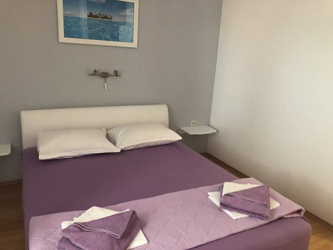 Others 5, Villa Vera, Hvar