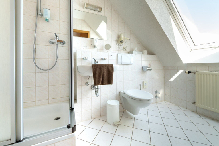 Bathroom, Hotel zum Steinhof, Saalfeld-Rudolstadt