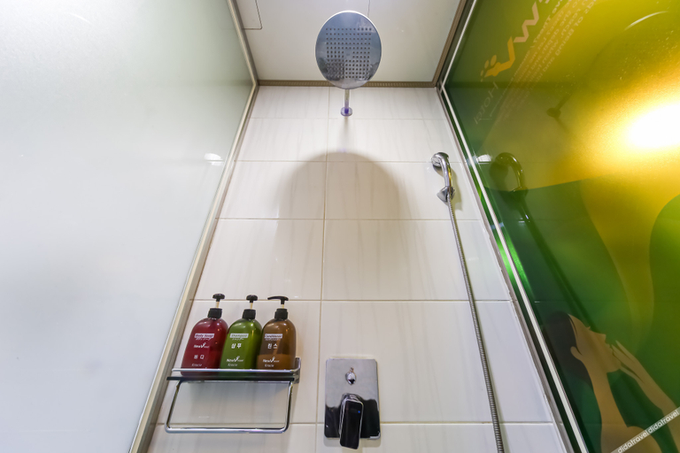 Bathroom 5, Busan Station BT HOTEL, Dong