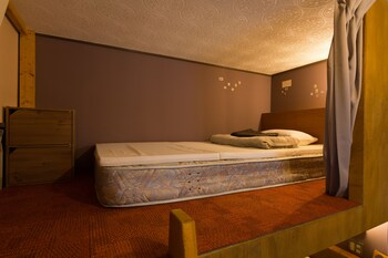 Others 4, リトルバレル, Otaru