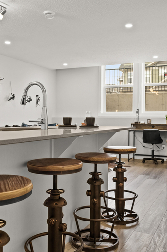 Food & Drinks 5, New Apartments in Cranston by GLOBALSTAY, Division No. 6