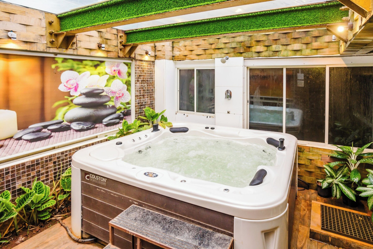 Indoor spa tub 4, Moonstone Meadows Suite By Alaya Stays, Pune