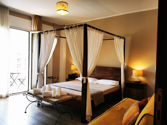 Bedroom 2, Casa come me, Palermo