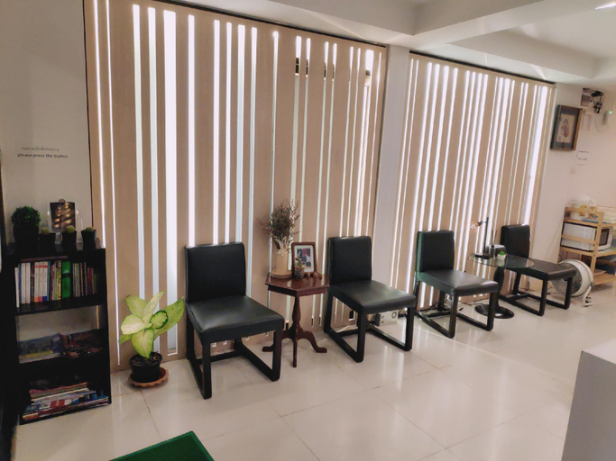 Public Area 2, Timplace, Khlong Toey