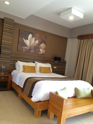 Bedroom 2, ホテル コリブリ, Koné