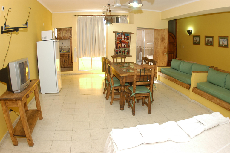 Others 5, Adamo Apart, San Rafael