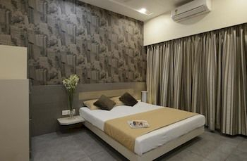 Others 5, Hotel Rajmahal, Pune