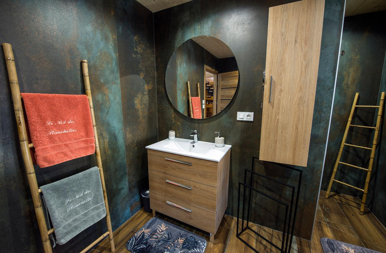 Bathroom, LE NID DES PLANCHETTES - Suite Chambres d'Hotes, Doubs