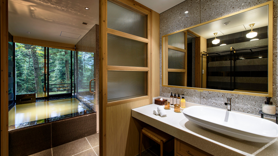 Bathroom 3, Fufu Nikko, Nikkō