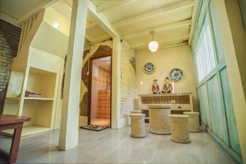 Others 2, ETHES Coworking - Coliving & Lounge, Sleman