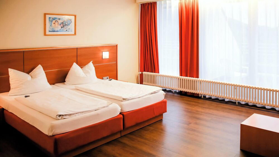 Bedroom 3, Fletcher Parkhotel Olsberg-Winterberg, Hochsauerlandkreis