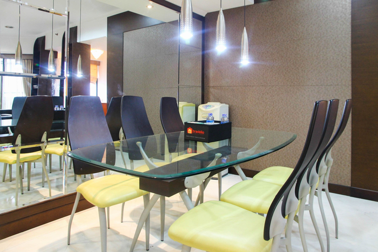 Food & Drinks, Sudirman Apartments, South Jakarta