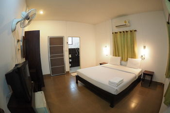Others 4, Wandee Bed and Breakfast - Hostel, Takua Pa