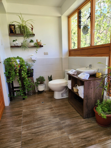 Bathroom 3, Spirit of the River Lodge, Urubamba