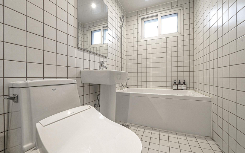 Bathroom 5, Gangwon Hey Chuncheon Namchuncheon Station, Chuncheon