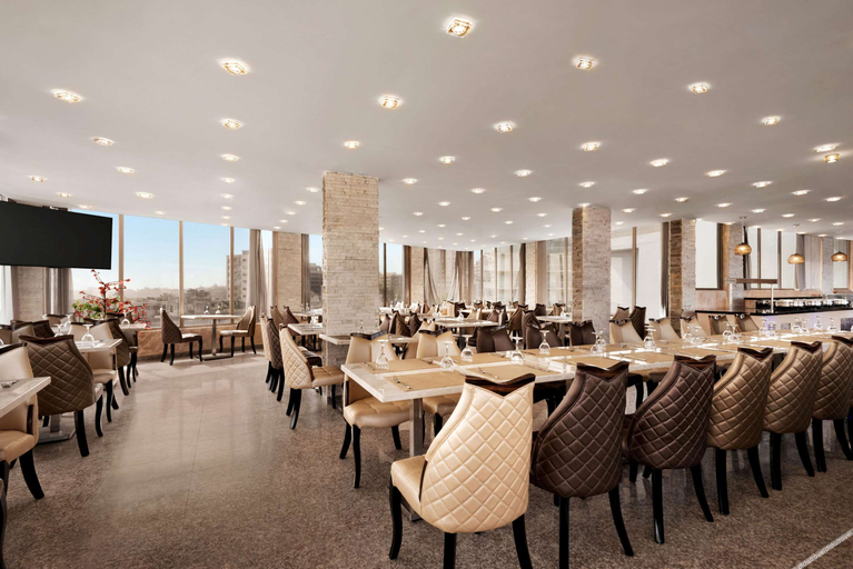 Food & Drinks 4, Days Hotel & Suites by Wyndham Dakar, Dakar