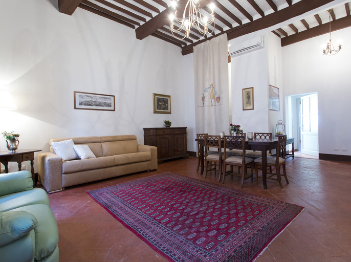 Others 5, Palazzo Piccolomini, Siena