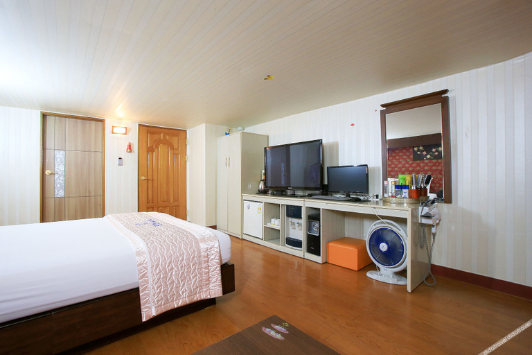 Bedroom 3, Geumcheon (Siheungdong) Yeongbin, Geum-cheon