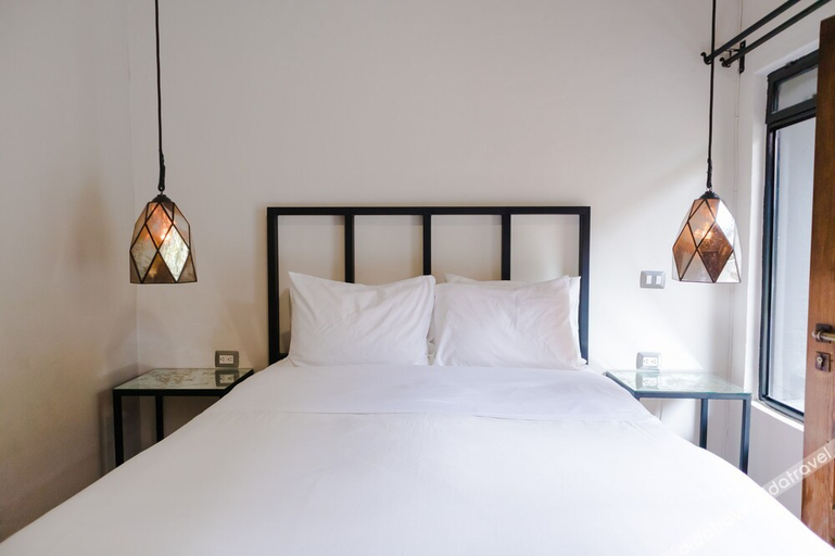 Others 2, Hotel Naramu, Allende