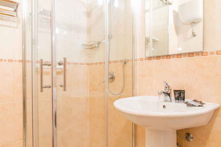 Bathroom 2, Case Vacanze Zio Pasquale, Palermo