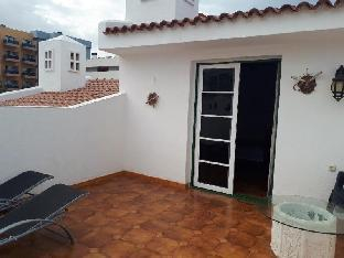 Others 5, Pueblo Torviscas, Santa Cruz de Tenerife